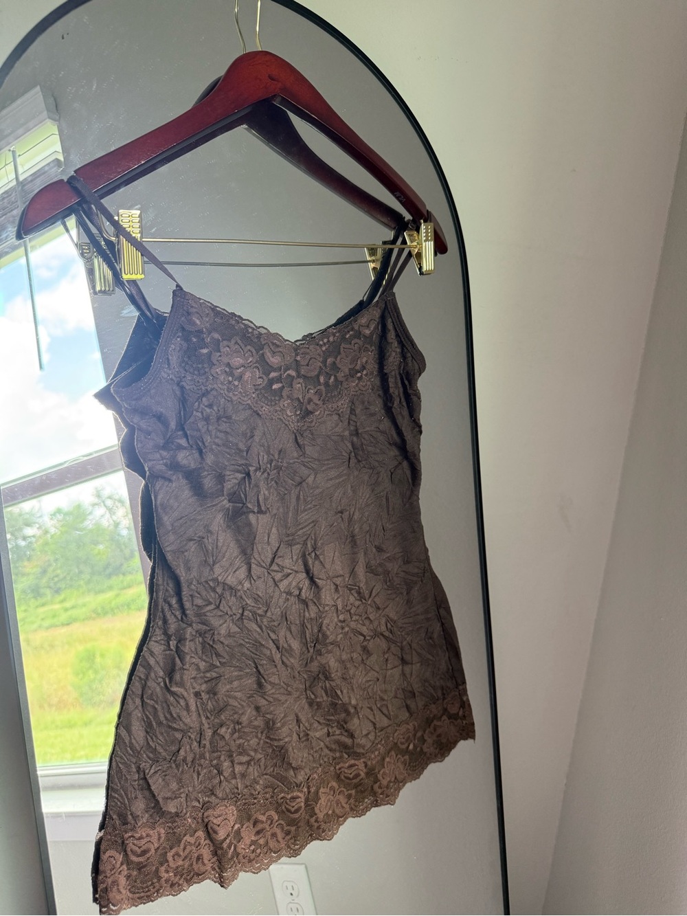 Y2K Maurices Lace Trim Crinkle Cami Tank Top Womens Chocolate Brown Bella Swan